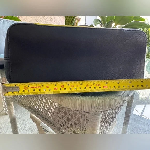 Michael Kors Jet Set Travel Center Saffiano Leather Tote & Wallet NWOT - Picture 11 of 16